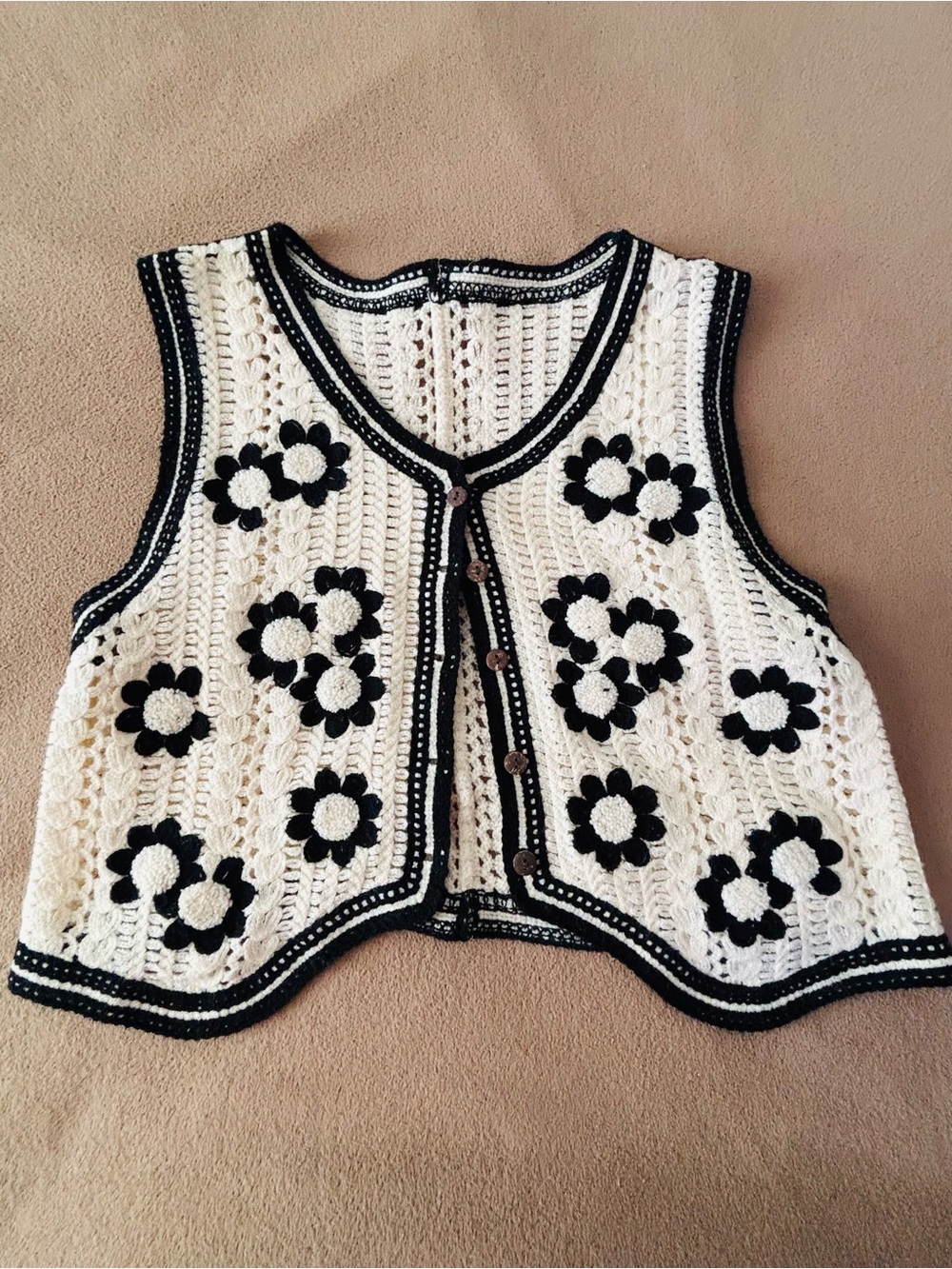 Crochet Floral Button-Front Vest - Cream & Black